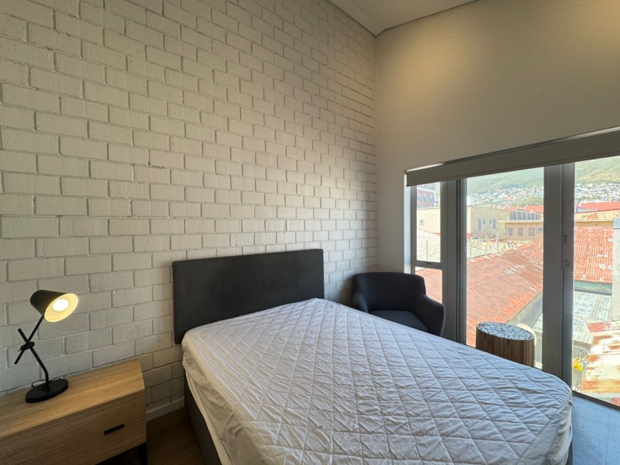 1 Bedroom Property for Sale in Woodstock Western Cape